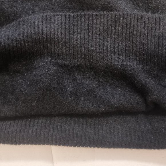 Charter Club 100% 2-Ply Cashmere V-neck Sweater Size L - Picture 4 of 6